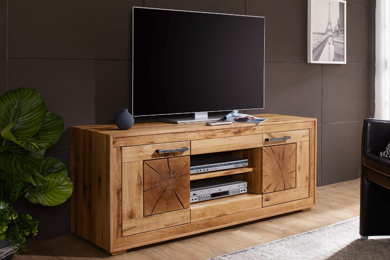 TV-Schrank aus Holz